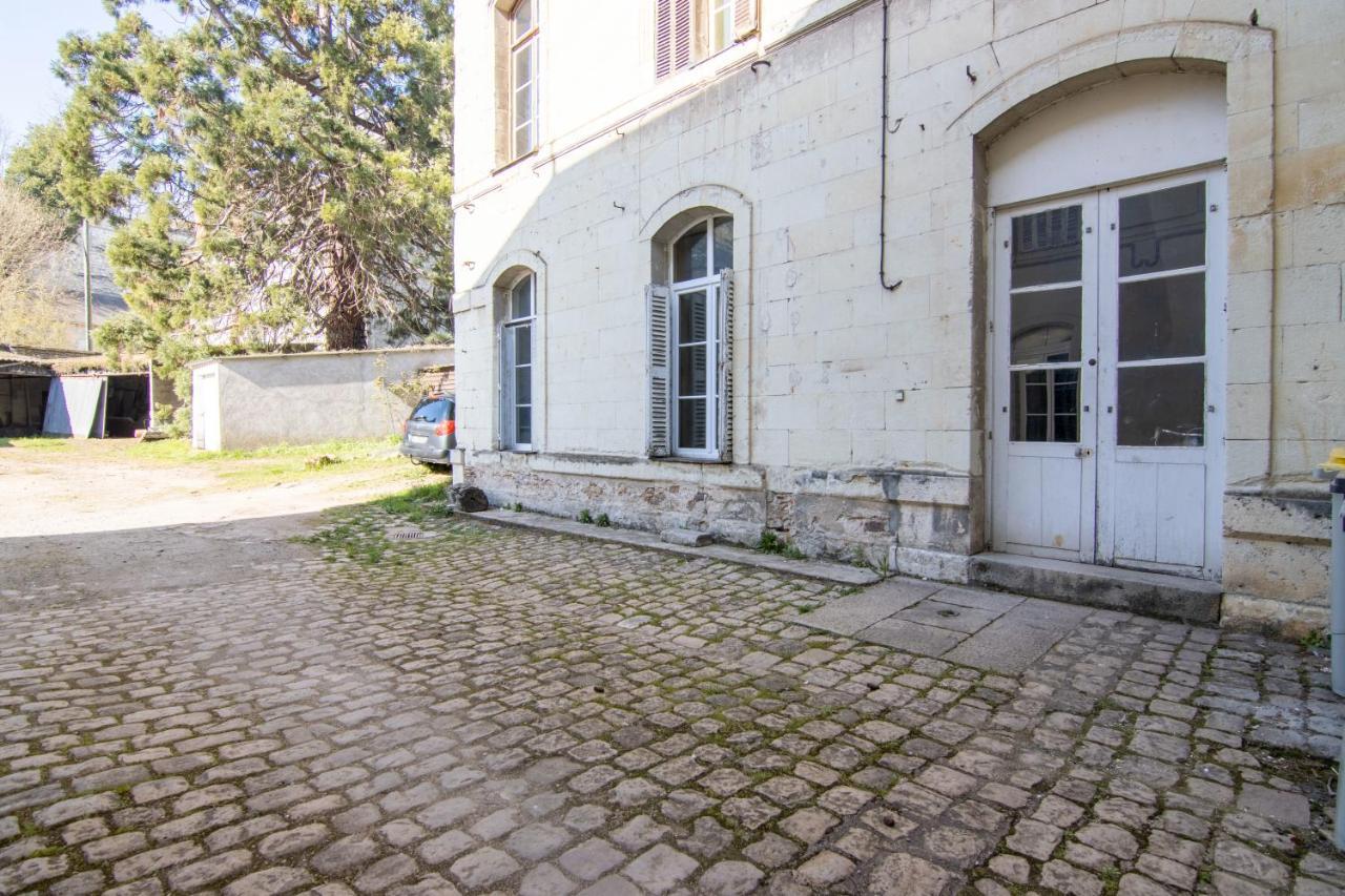 Apt Bords De Loire - Rdc - Au Pied Du Chateau Сомюр Екстериор снимка